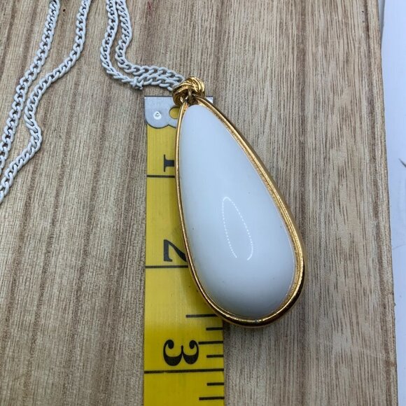 Monet Long White Chain Teardrop Pendant Necklace - Picture 3 of 5